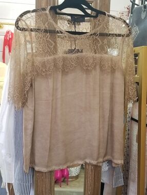 Beige Lace Yoke Short Sleeve Blouse